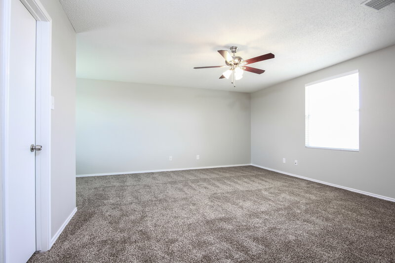 2,325/Mo, 906 Springfield Dr Cedar Hill, TX 75104 Master Bedroom View