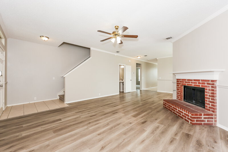 2,455/Mo, 8300 Orleans Ln Fort Worth, TX 76123 Living Room View 3