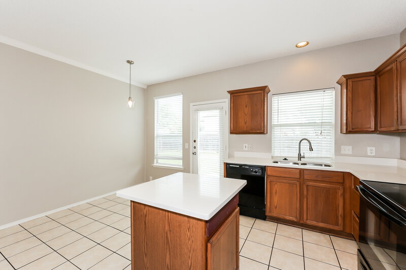 2,455/Mo, 8300 Orleans Ln Fort Worth, TX 76123 Kitchen View 3