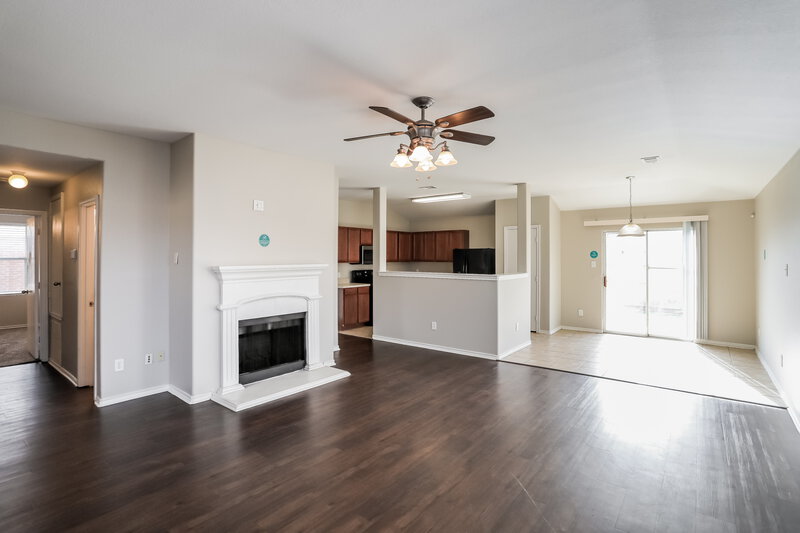 1,935/Mo, 608 Horn St Crowley, TX 76036 Living Room View 2