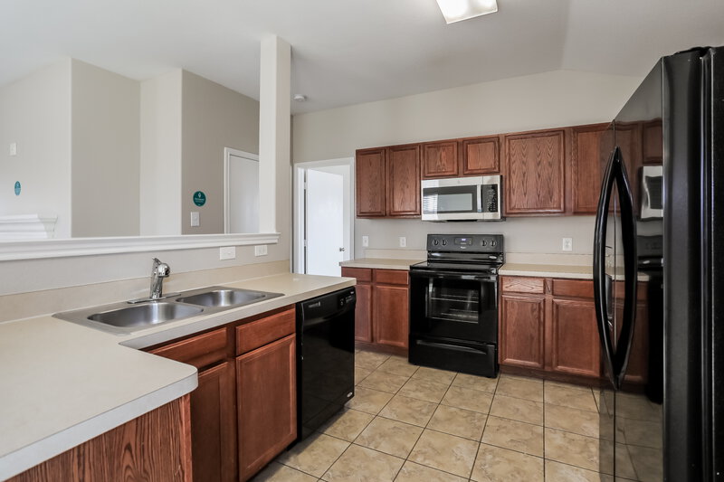 1,935/Mo, 608 Horn St Crowley, TX 76036 Kitchen View