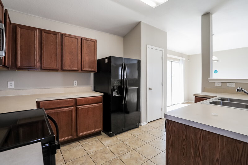 1,935/Mo, 608 Horn St Crowley, TX 76036 Kitchen View 2