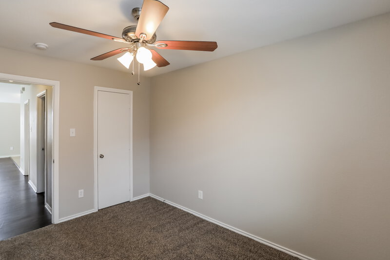 1,935/Mo, 608 Horn St Crowley, TX 76036 Bedroom View 2