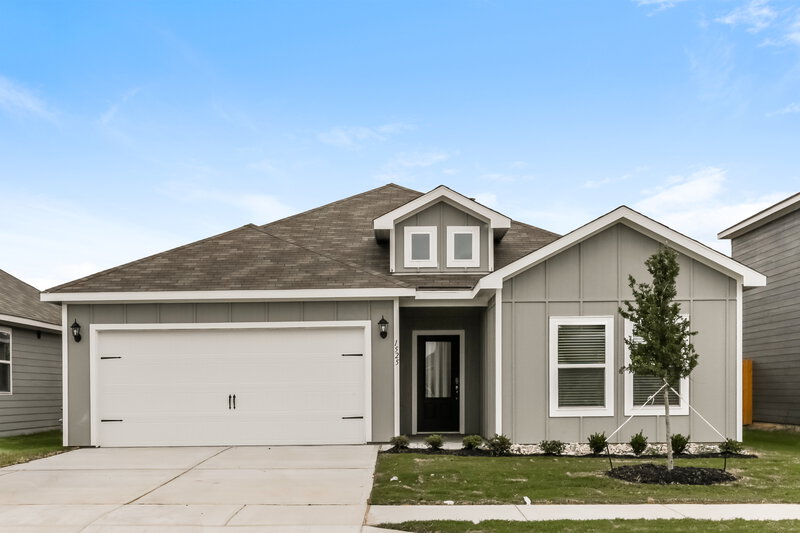 2,170/Mo, 1525 Woodwinds Dr Fort Worth, TX 76140 External View