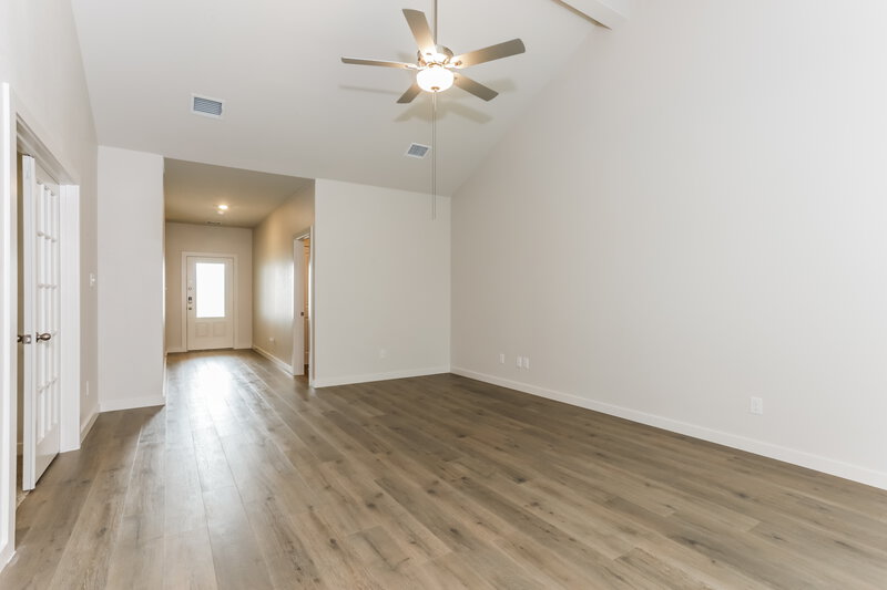 2,170/Mo, 1525 Woodwinds Dr Fort Worth, TX 76140 Living Room View