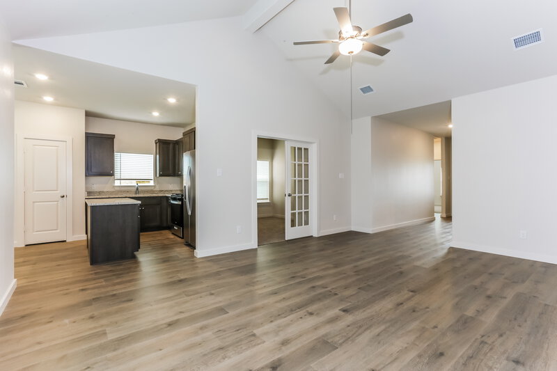 2,170/Mo, 1525 Woodwinds Dr Fort Worth, TX 76140 Living Room View 2