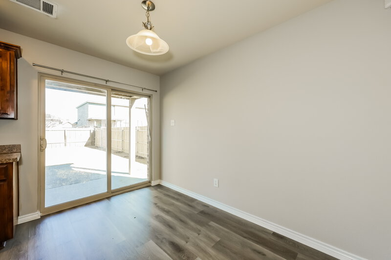 1,935/Mo, 1204 Boxwood Dr Crowley, TX 76036 Breakfast Nook View