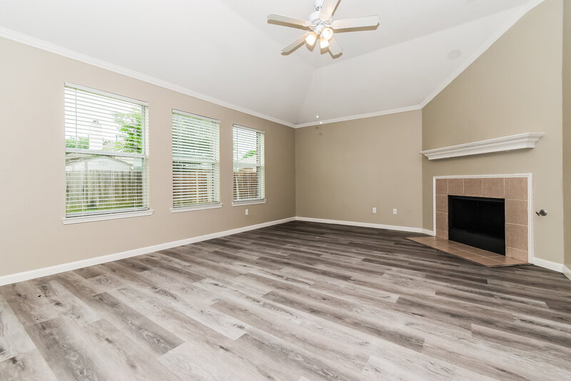 2,285/Mo, 2100 Aster Trl Forney, TX 75126 Living Room View 2