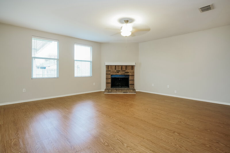 2,065/Mo, 1008 Bumble Bee Dr Lancaster, TX 75134 Living Room View