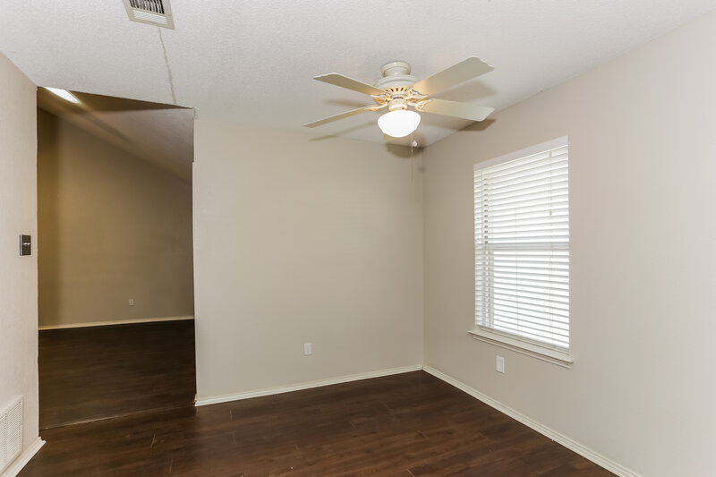 1,775/Mo, 832 Glenwick Ct Burleson, TX 76028 Misc View 4