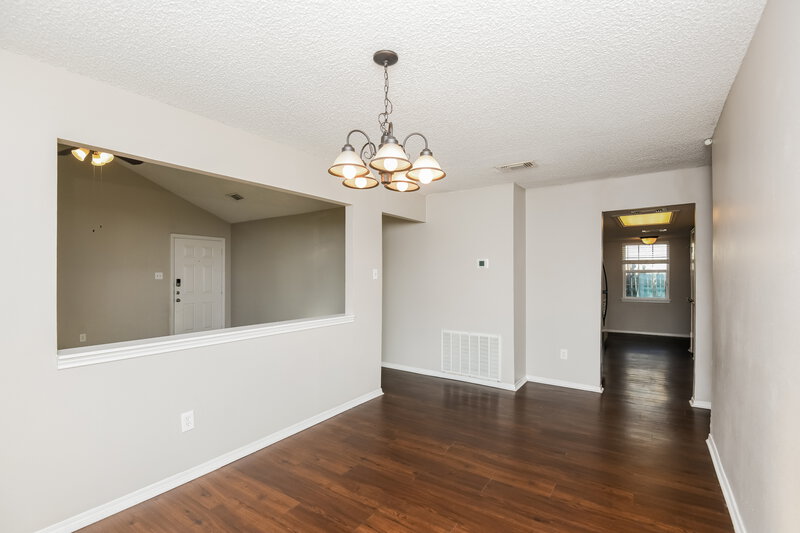 1,995/Mo, 10132 Buffalo Grove Rd Fort Worth, TX 76108 Dining Room View 2