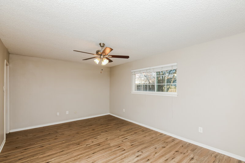 1,995/Mo, 10132 Buffalo Grove Rd Fort Worth, TX 76108 Main Bedroom View