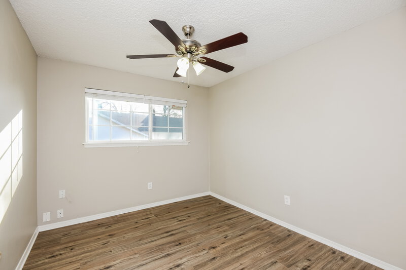 1,995/Mo, 10132 Buffalo Grove Rd Fort Worth, TX 76108 Main Bedroom View 2