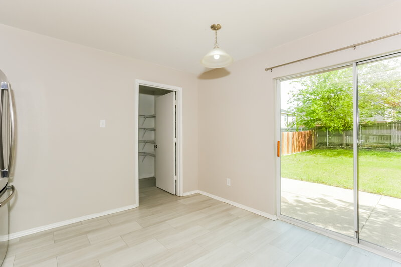 2,030/Mo, 2026 Times Rd Heartland, TX 75126 Breakfast Nook View