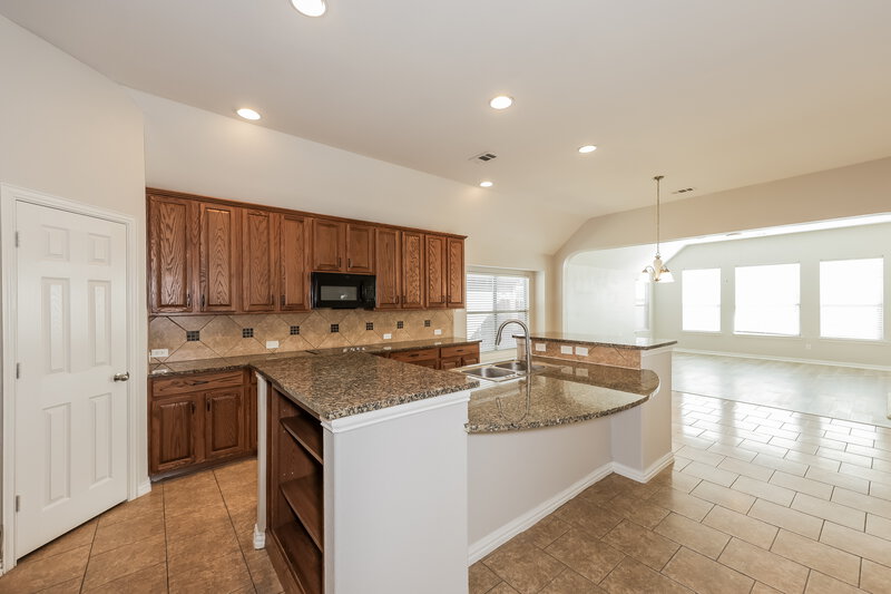 2,665/Mo, 221 Dancing Light Ln Red Oak, TX 75154 Kitchen View