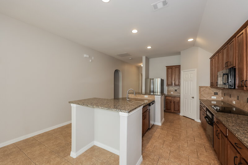 2,665/Mo, 221 Dancing Light Ln Red Oak, TX 75154 Kitchen View 2