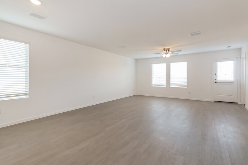 1,795/Mo, 1809 Javelina St Royse City, TX 75189 Living Room View