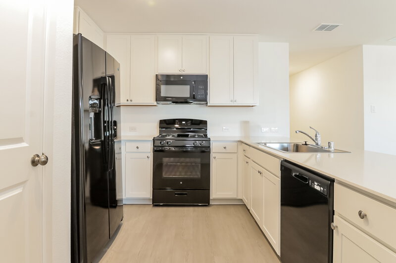 1,795/Mo, 1809 Javelina St Royse City, TX 75189 Kitchen View 2