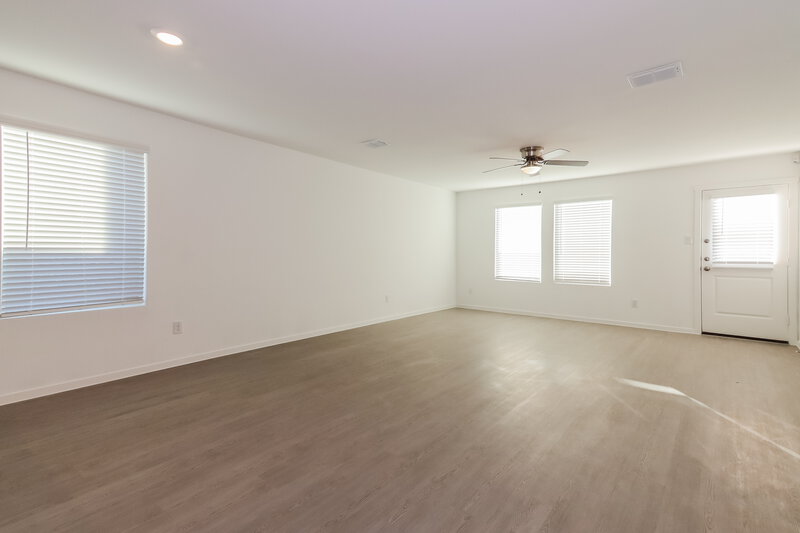 1,760/Mo, 5324 Agalinis Ave Royse City, TX 75189 Living Room View 4