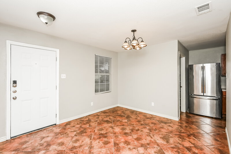 2,340/Mo, 517 Creekbend St Crowley, TX 76036 Dining Room View