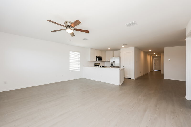 2,180/Mo, 1291 Wedgeleaf Ln Forney, TX 75126 Living Room View 2