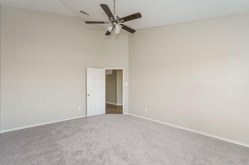 2,295/Mo, 2668 Pioneer Bluffs Rd Balch Springs, TX 75181 Main Bedroom View 2