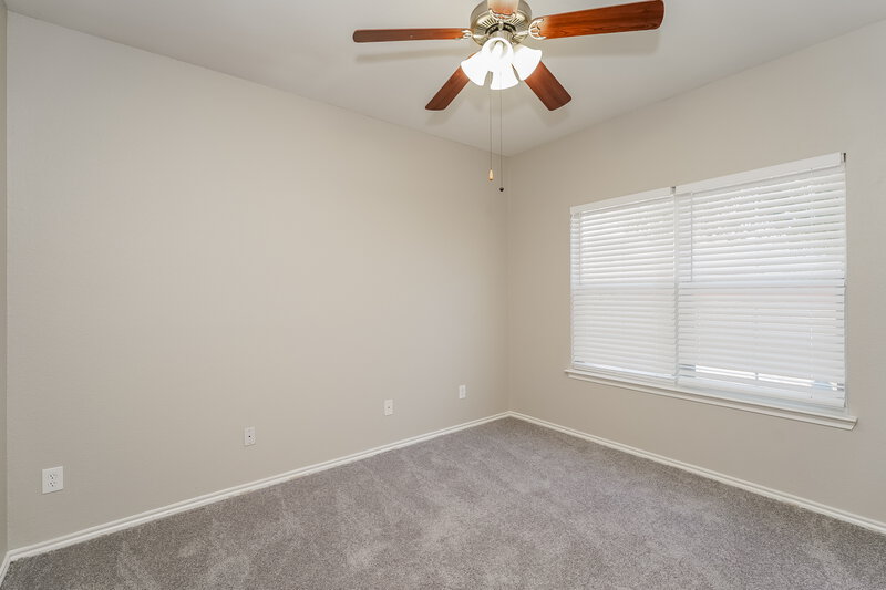 2,295/Mo, 2668 Pioneer Bluffs Rd Balch Springs, TX 75181 Bedroom View