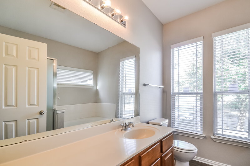 2,050/Mo, 1116 Oakcrest Dr Providence Village, TX 76227 Misc View 7