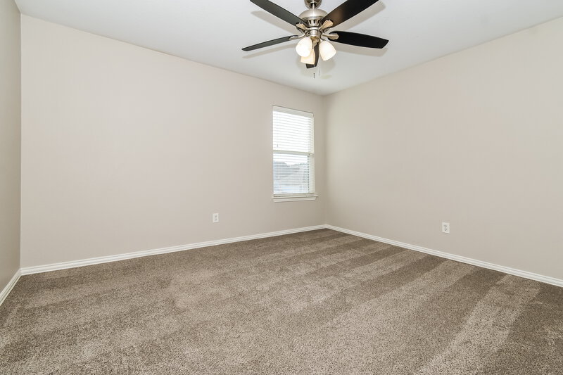 1,795/Mo, 1116 Oakcrest Dr Providence Village, TX 76227 Bedroom View