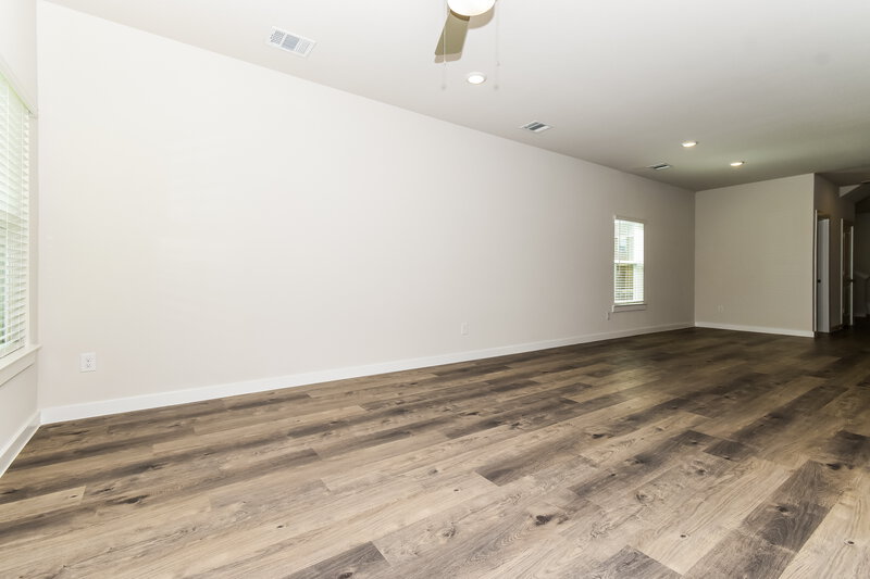 1,995/Mo, 320 Sun Harvest Dr Royse City, TX 75189 Living Room View