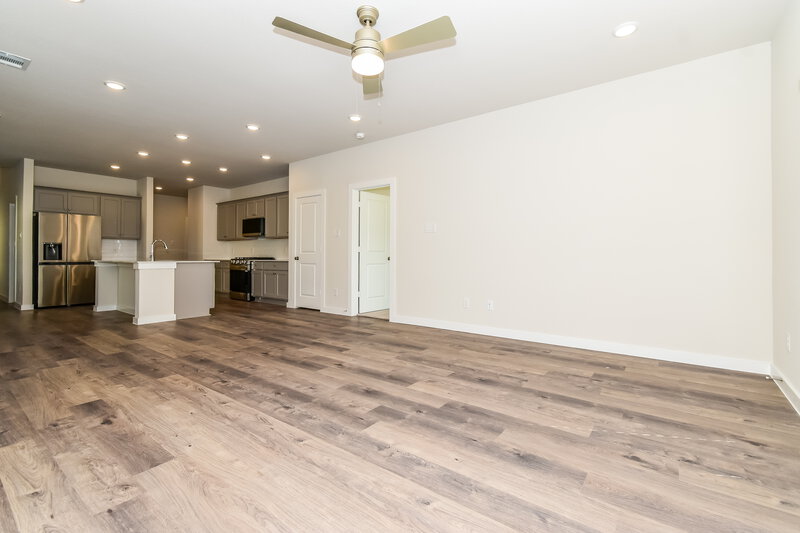 2,255/Mo, 324 Sun Harvest Dr Royse City, TX 75189 Living Room View