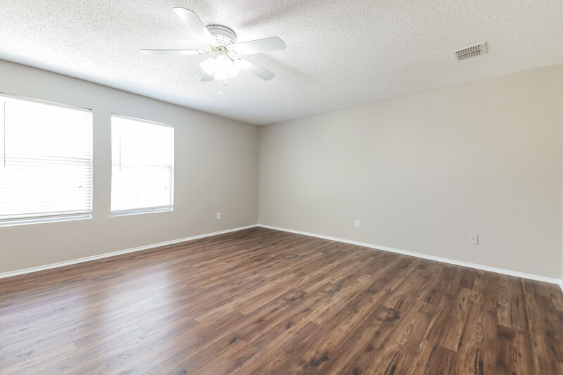 2,195/Mo, 1435 Foxwood Ln Rockwall, TX 75032 Main Bedroom View