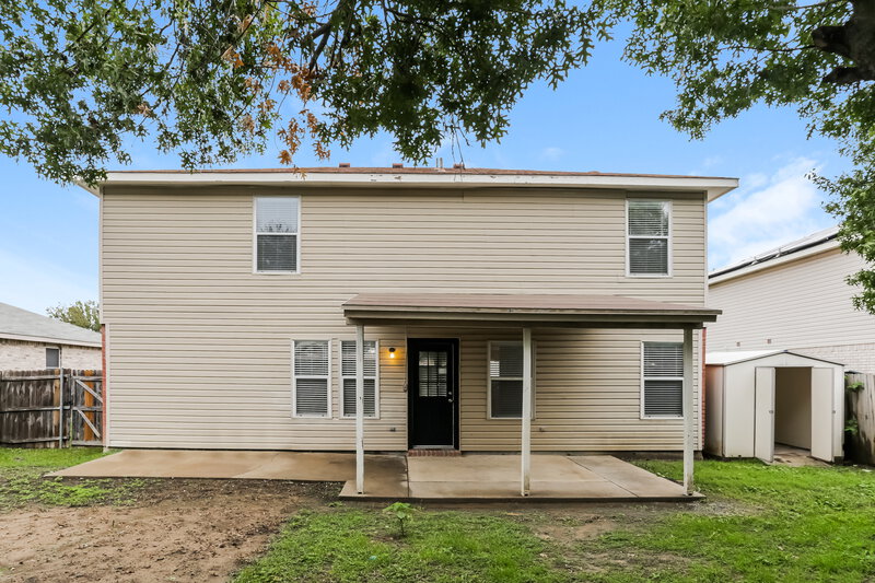 2,770/Mo, 1010 Mazourka Dr Arlington, TX 76001 Rear View 2