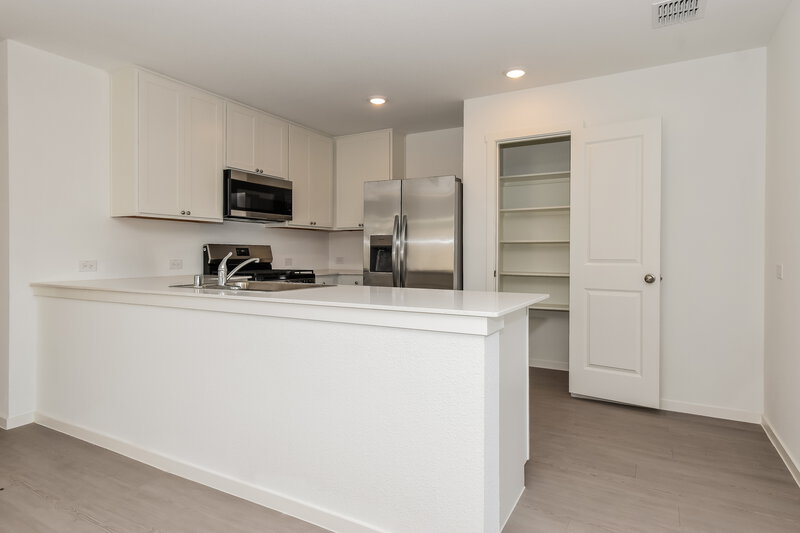 1,815/Mo, 1825 Javelina St Royse City, TX 75189 Kitchen View