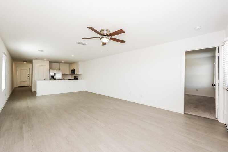 1,955/Mo, 1228 Canyon Wren Dr Forney, TX 75126 Living Room View