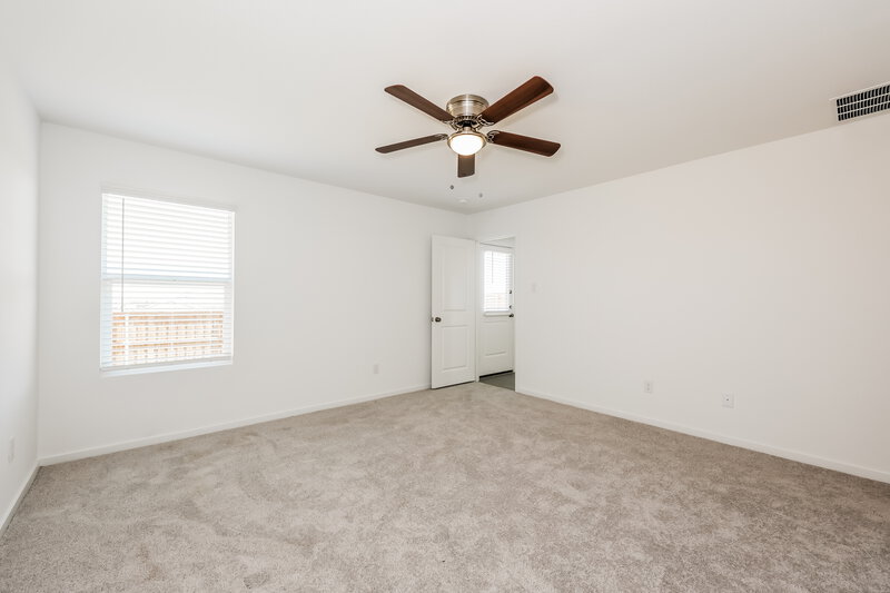 1,955/Mo, 1228 Canyon Wren Dr Forney, TX 75126 Main Bedroom View 2