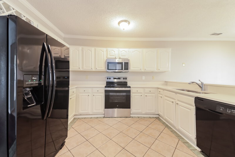2,565/Mo, 1407 Pemberton Pl Cedar Hill, TX 75104 Kitchen View 2