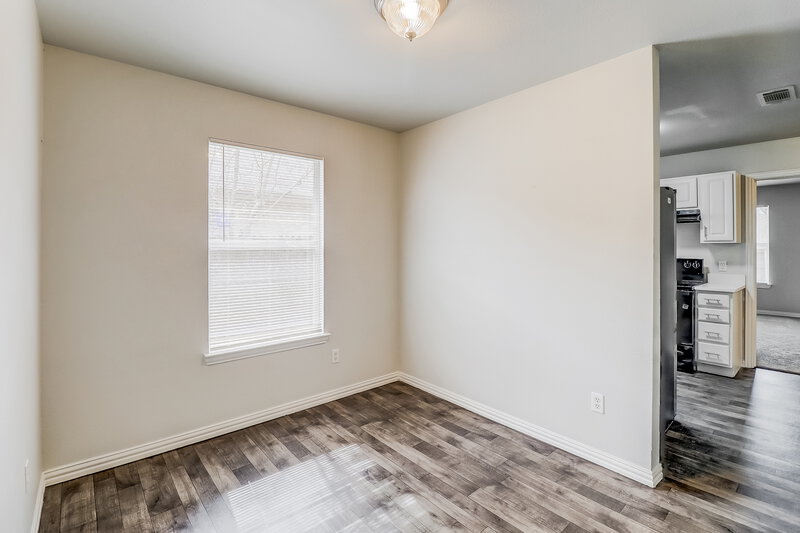 1,905/Mo, 13718 Vida Ln Dallas, TX 75253 Dining Room View