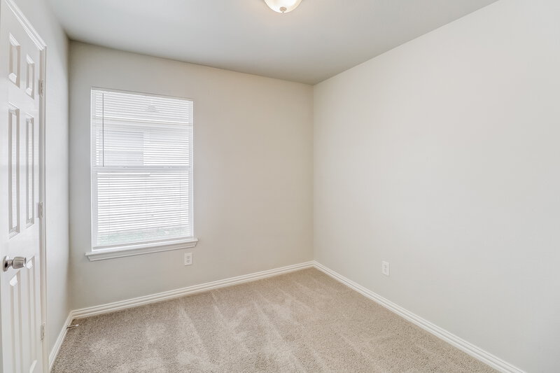 1,905/Mo, 13718 Vida Ln Dallas, TX 75253 Bedroom View