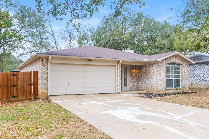 1,840/Mo, 1114 Hidden Creek Dr Mansfield, TX 76063 Front View 2