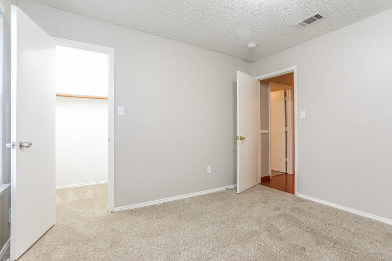 1,840/Mo, 1114 Hidden Creek Dr Mansfield, TX 76063 Bedroom View 2