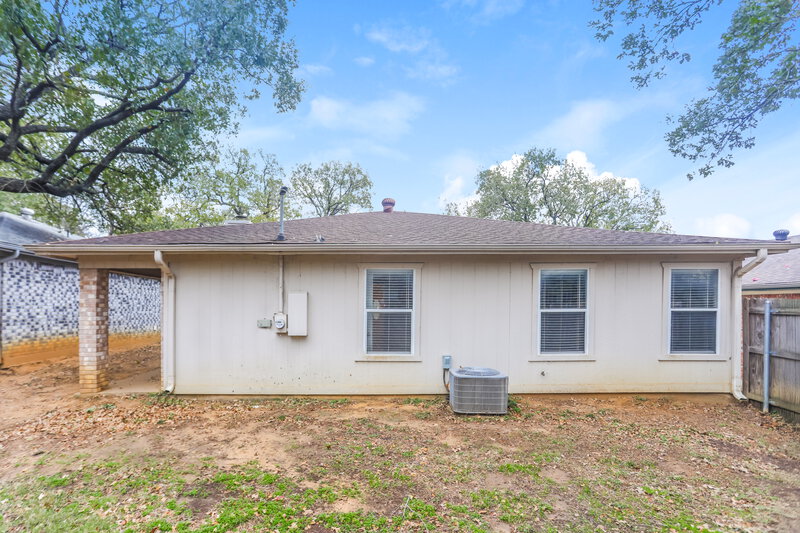 1,840/Mo, 1114 Hidden Creek Dr Mansfield, TX 76063 Rear View 2