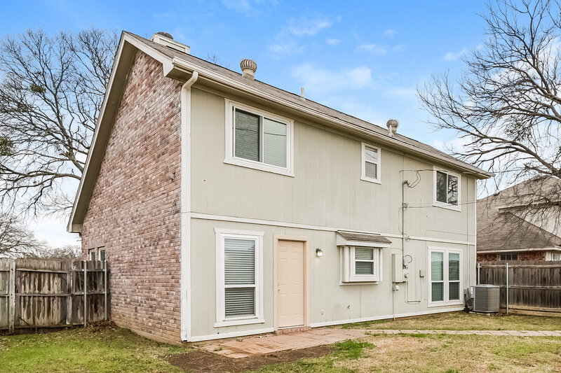 2,395/Mo, 1316 Ivy Creek Dr Mansfield, TX 76063 Rear View 2
