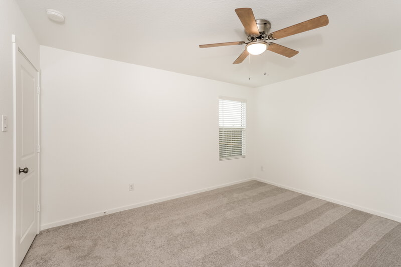 2,150/Mo, 201 Sycamore Pl Wilmer, TX 75172 Main Bedroom View