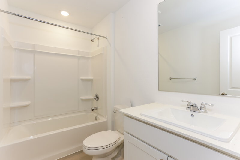 1,920/Mo, 1725 Crossbill St Forney, TX 75126 Bathroom View