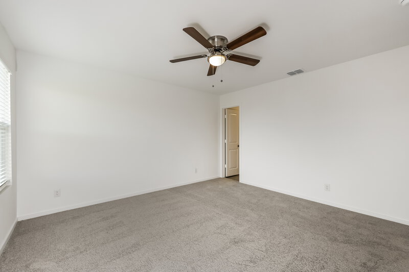 1,940/Mo, 1426 Merlin Bluff St Forney, TX 75126 Main Bedroom View 2