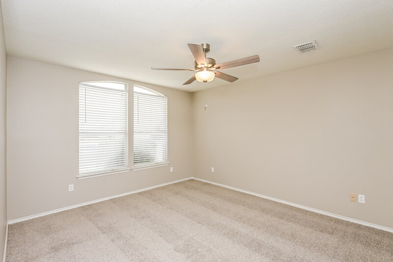 2,110/Mo, 512 Alex St Saginaw, TX 76179 Main Bedroom View