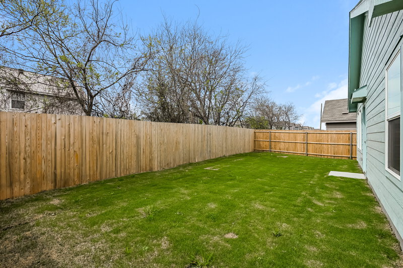 1,905/Mo, 10516 Desert Hawk Cir Fort Worth, TX 76140 Rear View