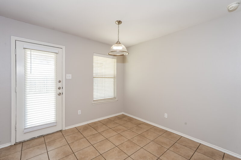 1,825/Mo, 2026 Allyson Dr Heartland, TX 75126 Dining Room View