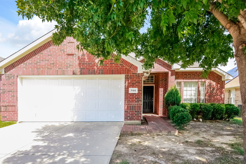 2,990/Mo, 744 Fox Run Trl Saginaw, TX 76179 External View